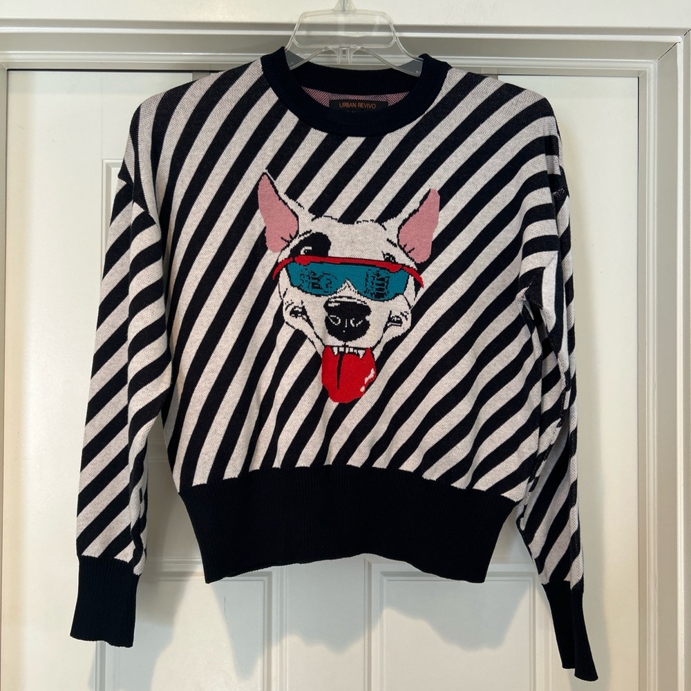 Trendy Dog Graphic Sweater - Black and White - Picture 2 of 6